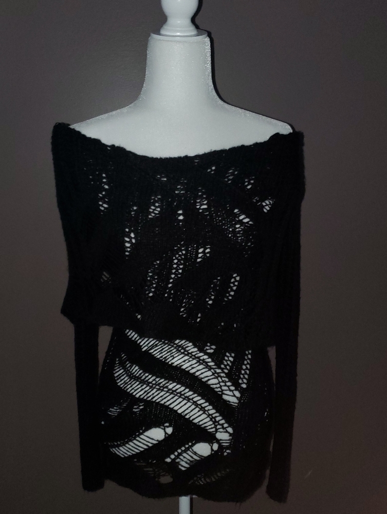 Guess black sweater